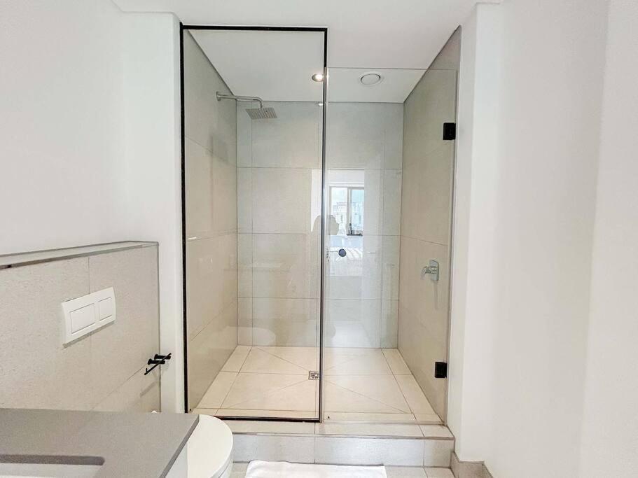 Modern Comfort In Century *