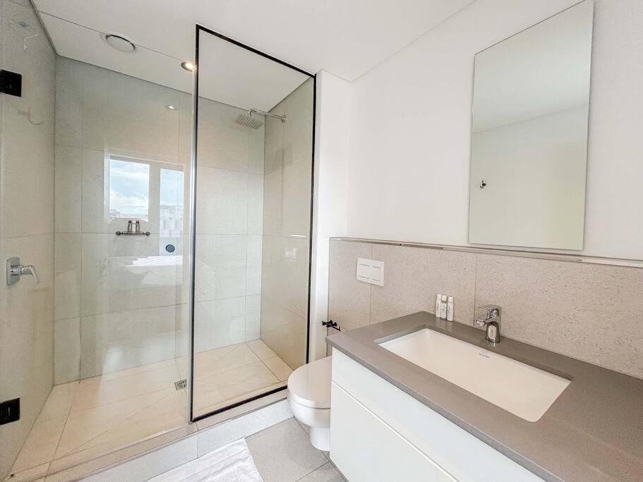 Modern Comfort In Century *